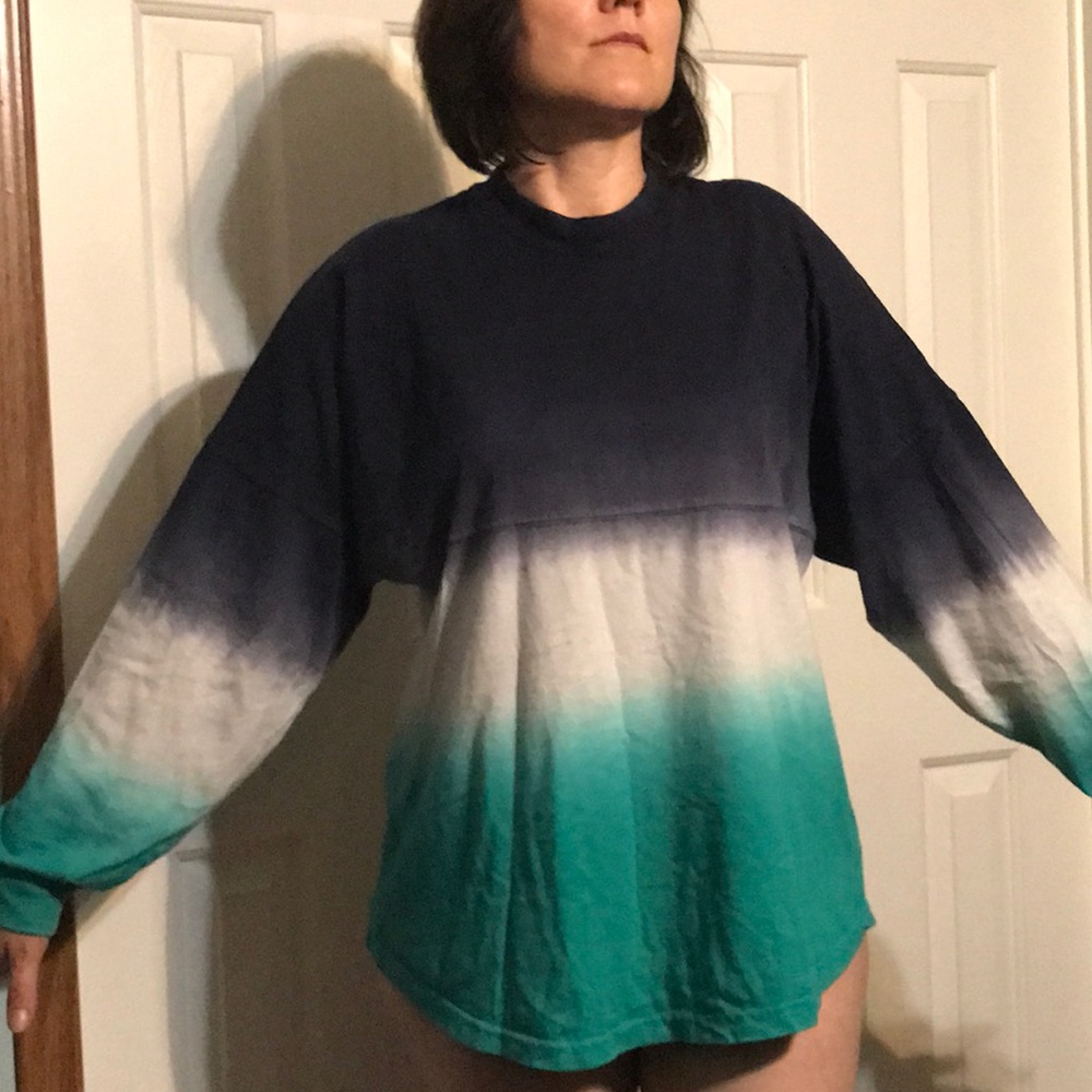 Long sleeve tee